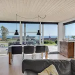 Gorgeous In With Kitchen Holiday home