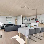 Holiday home Gorgeous In With Kitchen Faaborg