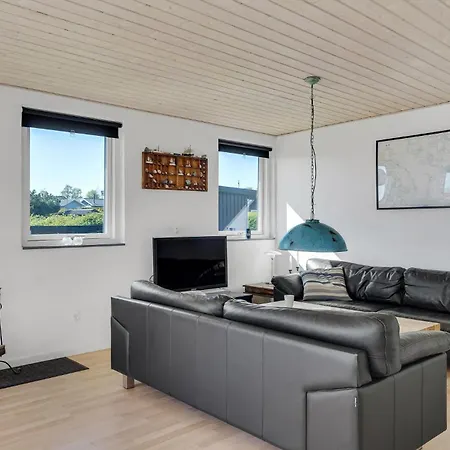 Gorgeous In With Kitchen * Фоборг