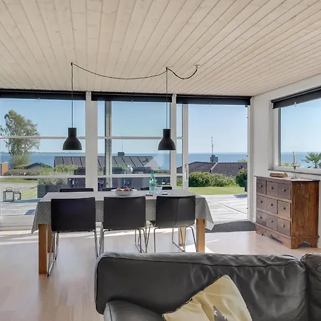 Gorgeous In With Kitchen Сasa de vacaciones