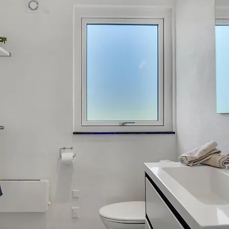 Gorgeous In With Kitchen Nyaraló