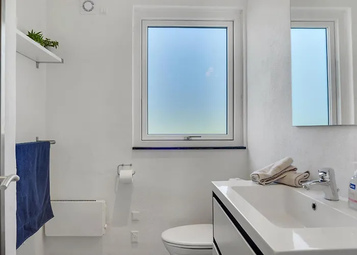 Gorgeous In With Kitchen Nyaraló